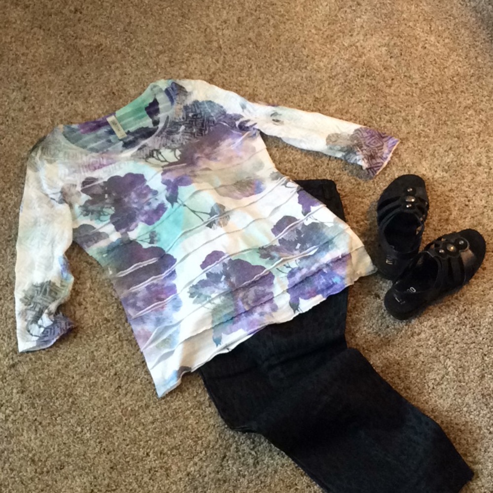 Cubism floral top